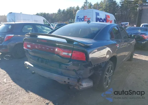 2013 Dodge Charger Sxt z USA, uszkodzony, nr VIN 2C3CDXJG6DH687335